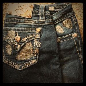 6 pairs of denim in bundle